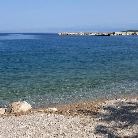 Apartament Family Friendly With A Swimming Pool Malinska, Krk - 19304 *