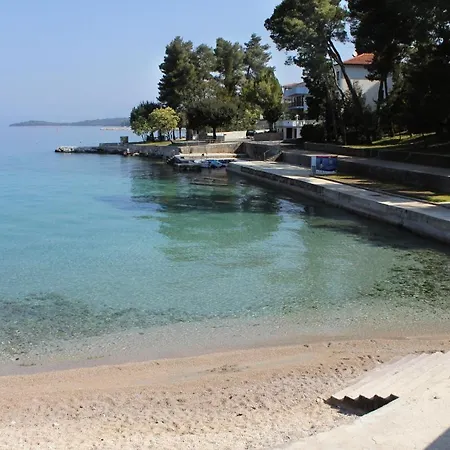 Apartment Family Friendly With A Swimming Pool Malinska, Krk - 19304 *